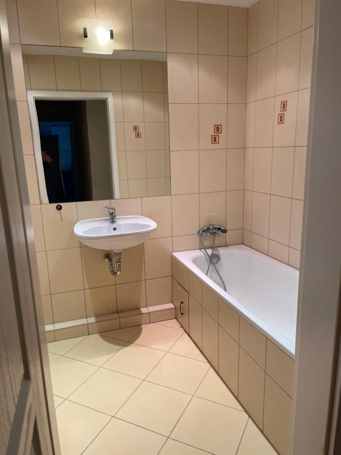 Pokoje Ken Varšava Exteriér fotografie